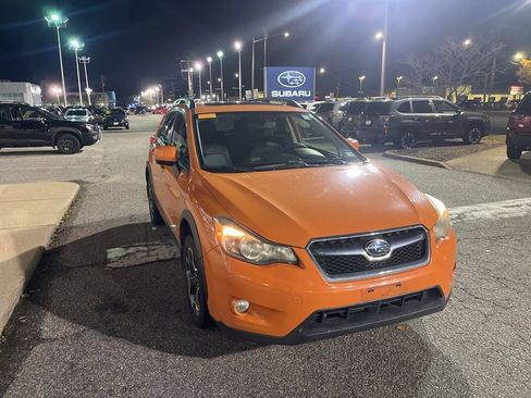 Used 2014 Subaru Crosstrek 2.0i Premium w/ Moonroof Package image 2