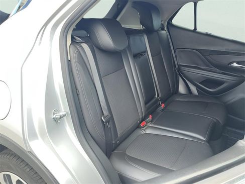 Used 2021 Buick Encore Preferred w/ Safety Package image 20