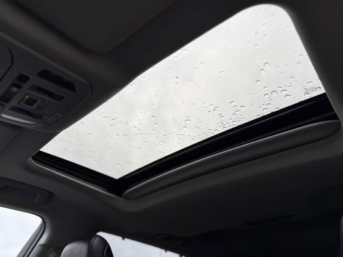 Used 2022 Toyota Highlander XLE image 33