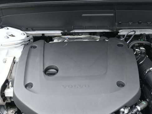 Used 2023 Volvo XC90 B6 Plus w/ Protection Package Premier image 33