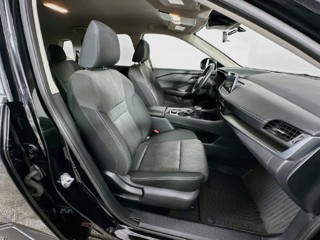 Used 2025 Nissan Rogue SV AWD/4WD image 27