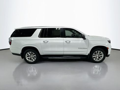 Used 2021 Chevrolet Suburban Premier w/ Premium Package image 5