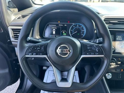 Used 2022 Nissan Leaf S FWD image 16