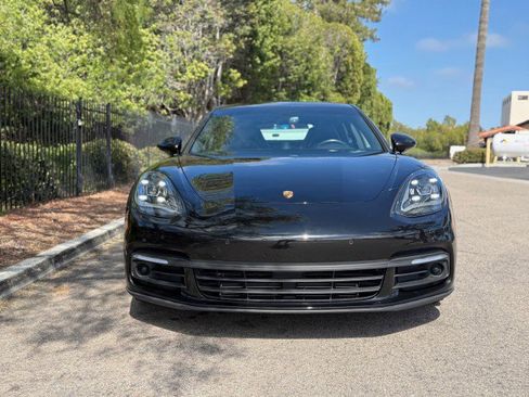 Used 2018 Porsche Panamera image 7