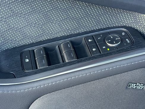 Certified 2024 Lexus GX 550 image 13