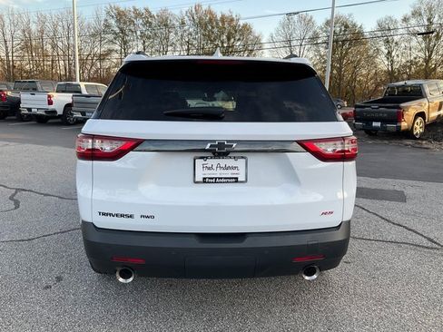 Used 2021 Chevrolet Traverse RS image 26