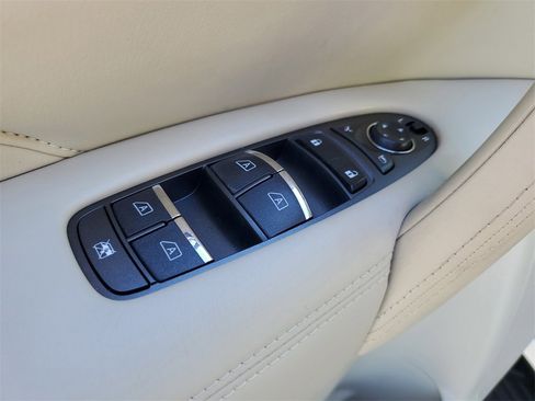 Used 2022 INFINITI QX80 Luxe w/ Cargo Package image 26