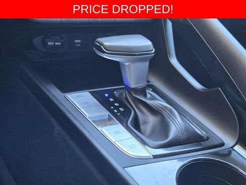 Used 2023 Hyundai Elantra Limited FWD image 20