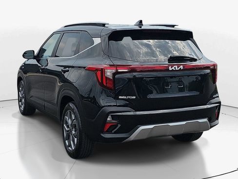 Used 2024 Kia Seltos S FWD image 7