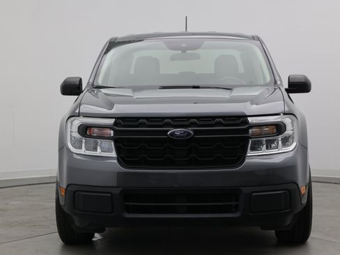 Used 2024 Ford Maverick XLT FWD image 2
