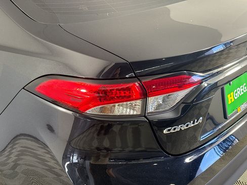 Used 2023 Toyota Corolla LE FWD image 31