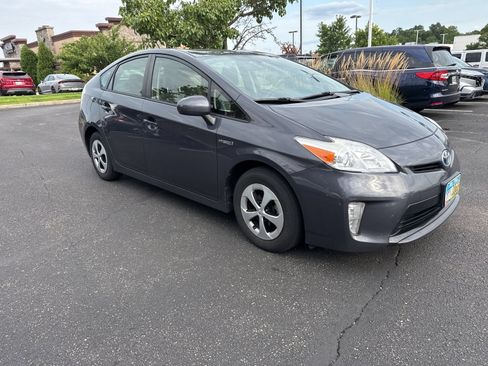 Used 2012 Toyota Prius Two FWD image 9