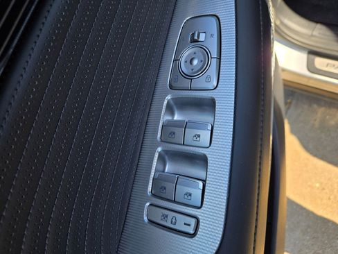 Used 2025 Hyundai Palisade Calligraphy AWD/4WD image 35
