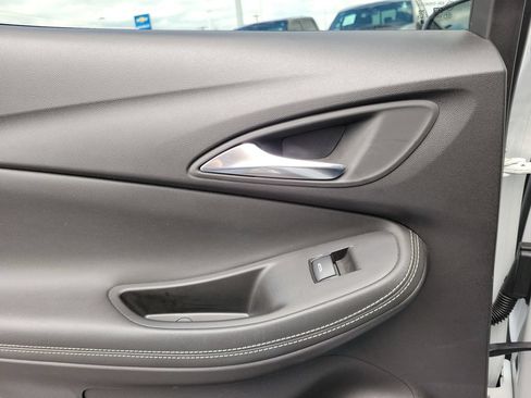 Used 2025 Buick Encore GX Preferred FWD image 15