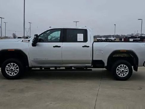 Used 2023 GMC Sierra 2500 Pro w/ Convenience Package image 5