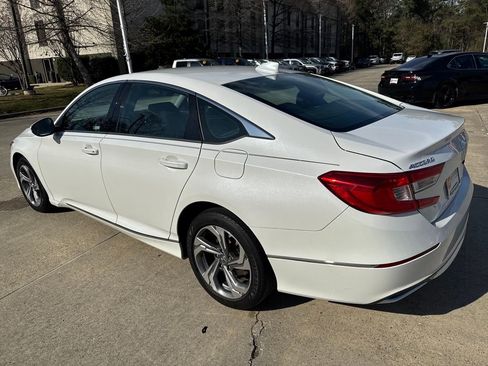 Used 2020 Honda Accord EX image 3