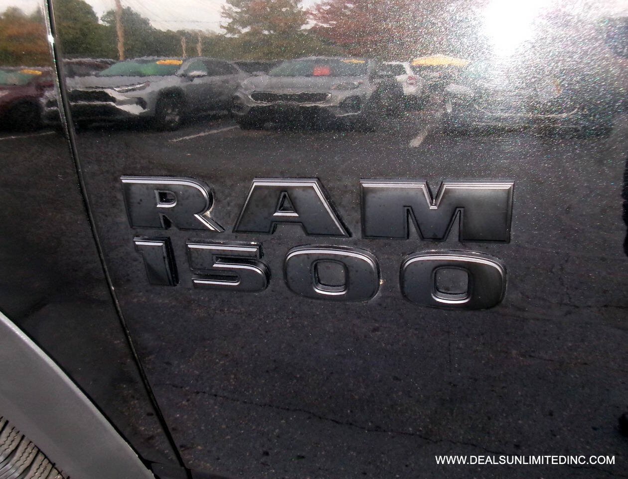 Used 2016 RAM 1500 ST w/ Popular Equipment Group AWD/4WD image 5