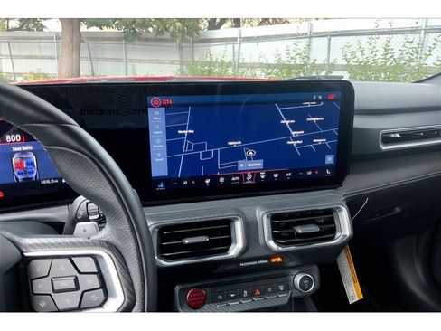 Used 2024 Ford Mustang GT Premium image 7