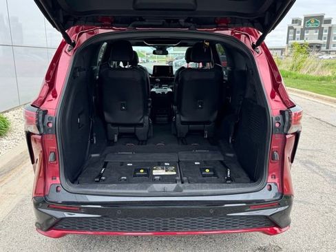 Certified 2022 Toyota Sienna XSE w/ XSE Plus Package AWD/4WD image 43