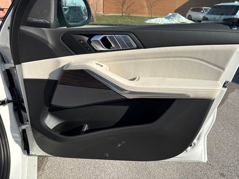 New 2026 BMW X7 xDrive40i AWD/4WD image 32