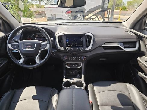 Used 2023 GMC Terrain SLT w/ Tech Package FWD image 15