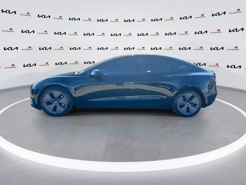 Used 2022 Tesla Model 3 Long Range AWD/4WD image 5