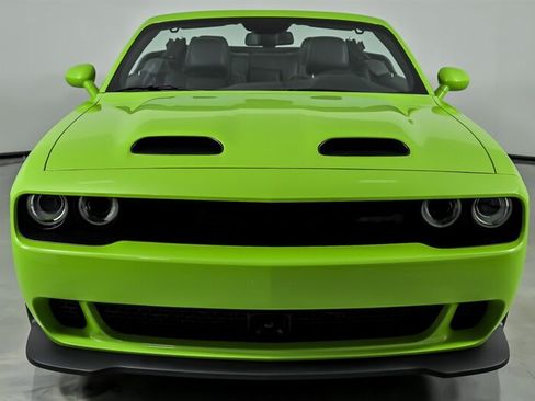 Used 2023 Dodge Challenger SRT Hellcat RWD image 5