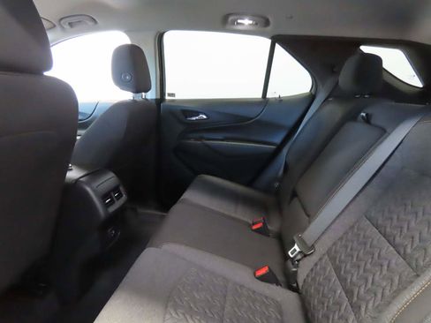 Used 2023 Chevrolet Equinox LT FWD image 16