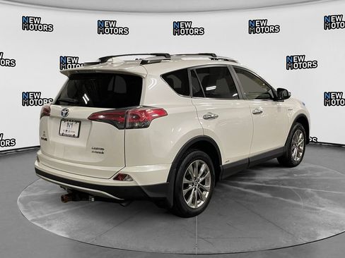 Used 2016 Toyota RAV4 Limited w/ Advanced Technology Package AWD/4WD image 5