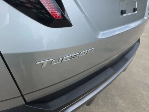 Used 2022 Hyundai Tucson Limited FWD image 11