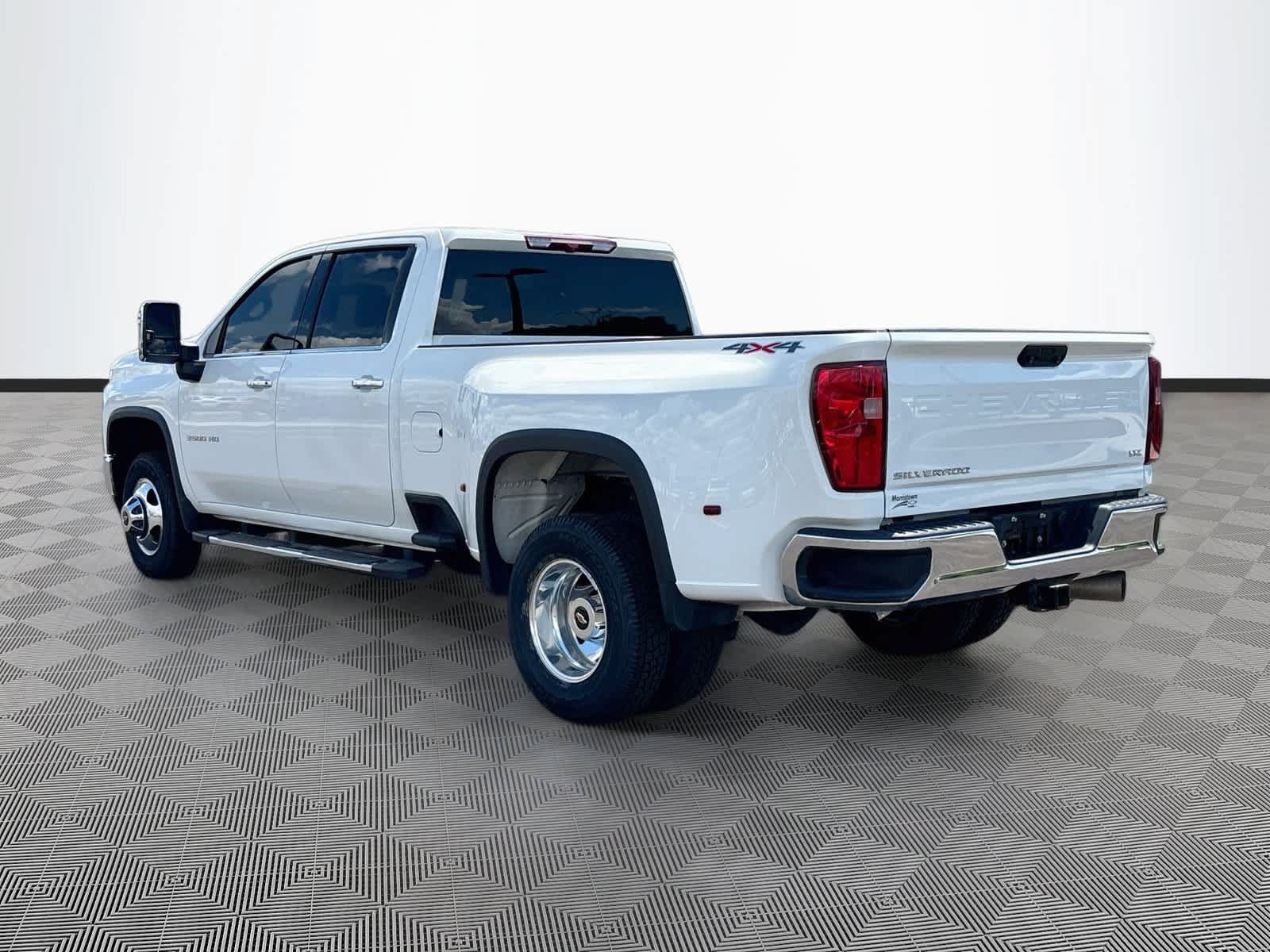 Used 2023 Chevrolet Silverado 3500 LTZ w/ Gooseneck/5TH Wheel Package AWD/4WD image 7