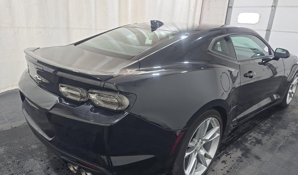 Used 2020 Chevrolet Camaro LT w/ RS Package RWD image 3