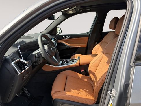 New 2026 BMW X5 xDrive40i AWD/4WD image 9