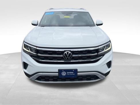 Used 2023 Volkswagen Atlas Cross Sport SE image 3