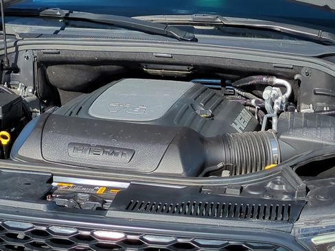 Used 2022 Dodge Durango R/T w/ Trailer Tow Group IV image 35