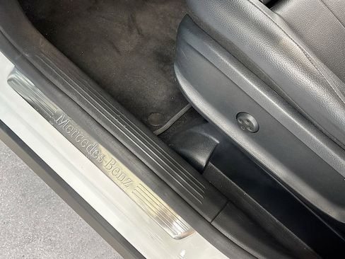 Used 2021 Mercedes-Benz GLA 250 image 22