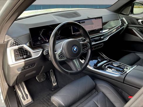Used 2024 BMW X5 xDrive50e w/ M Sport Package AWD/4WD image 17
