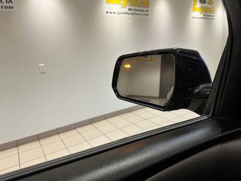 Used 2018 Chevrolet Traverse Premier w/ Redline Edition image 17