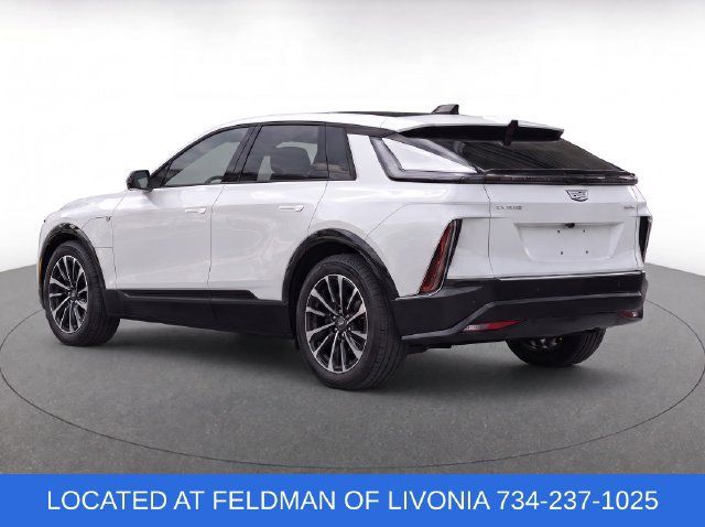 Used 2024 Cadillac Lyriq Sport w/ LPO, Floor Liner Package AWD/4WD image 3