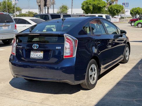 Used 2013 Toyota Prius Three w/ Solar Roof Pkg image 10