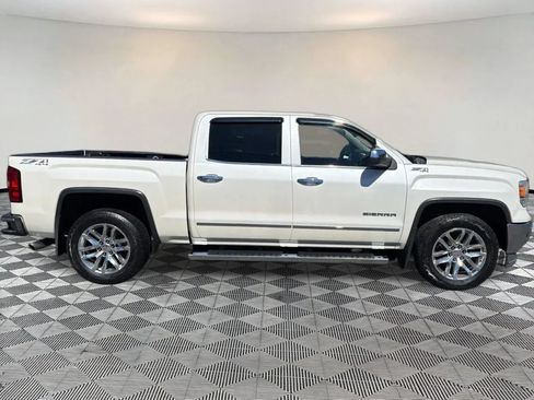 Used 2014 GMC Sierra 1500 SLT w/ SLT Crew Cab Value Package AWD/4WD image 8