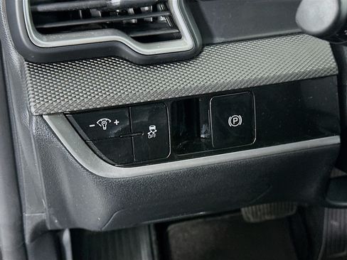 Used 2023 Kia Sportage LX AWD/4WD image 17