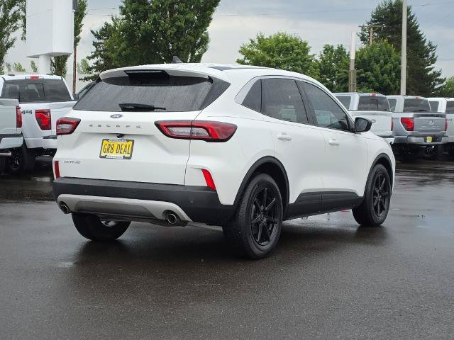 Certified 2023 Ford Escape Active w/ Tech Pack #1 FWD image 5