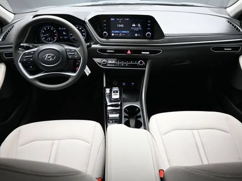 Used 2023 Hyundai Sonata SE FWD image 14
