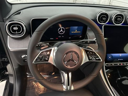 Used 2026 Mercedes-Benz GLC 300 image 10