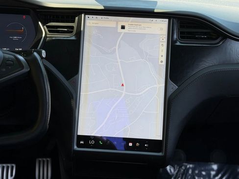 Used 2018 Tesla Model X 100D image 49