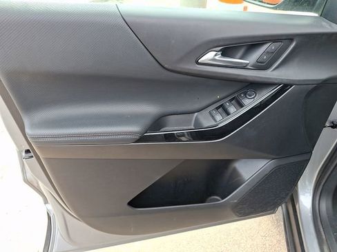 Used 2025 Chevrolet Equinox LT FWD image 10