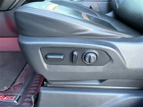 Used 2021 GMC Sierra 1500 AT4 w/ AT4 Premium Package image 29