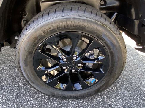 Used 2023 Jeep Wrangler Sahara w/ Cold Weather Group image 23