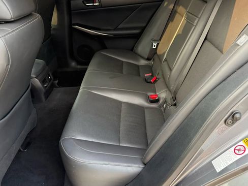 Used 2016 Lexus IS 200t RWD image 16